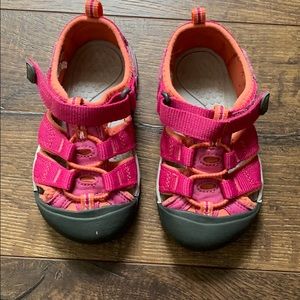 Toddler girls Keen’s